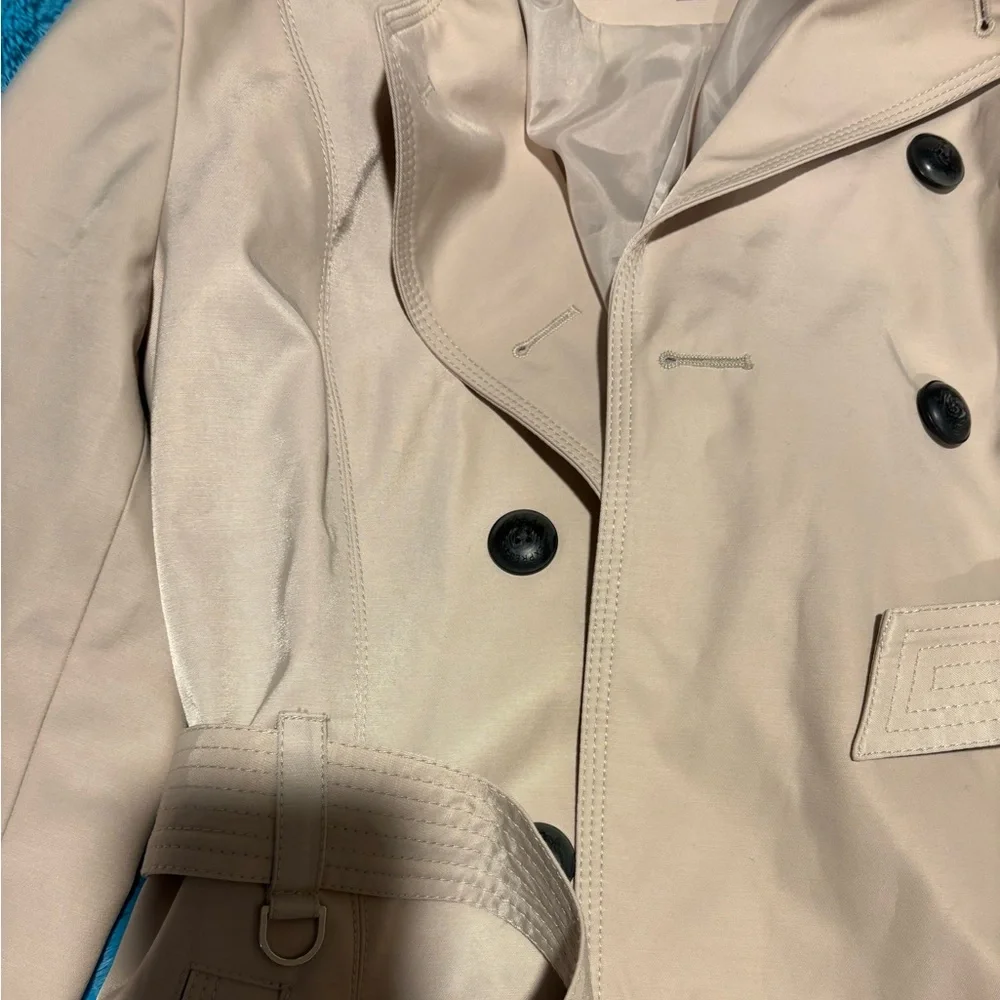 Express Tan Trench Coat - Picture 4 of 5
